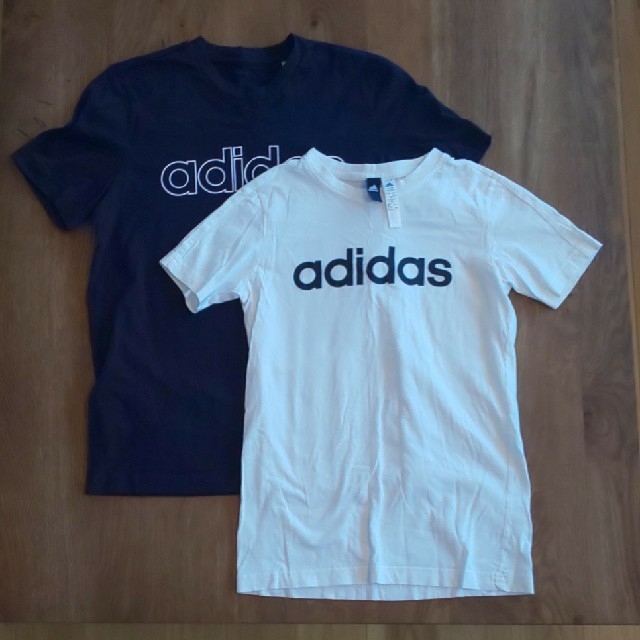 adidas(アディダス)のadidas Tシャツ キッズ/ベビー/マタニティのキッズ服男の子用(90cm~)(Tシャツ/カットソー)の商品写真