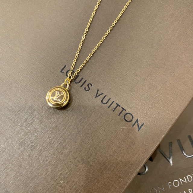 LOUIS VUITTON(ルイヴィトン)のルイヴィトン ネックレス トップ レディースのアクセサリー(ネックレス)の商品写真