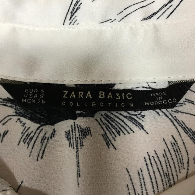 ZARA(ザラ)のZARA ロング花柄　ブラウス　サイドリボン レディースのトップス(シャツ/ブラウス(長袖/七分))の商品写真