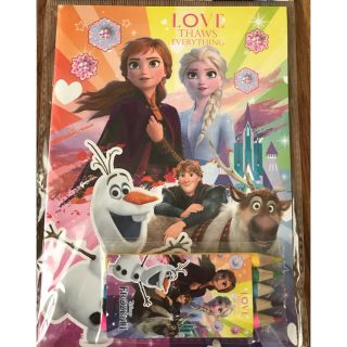 ディズニー(Disney)の新品　アナと雪の女王2 ぬり絵　色鉛筆付き(アート/エンタメ)