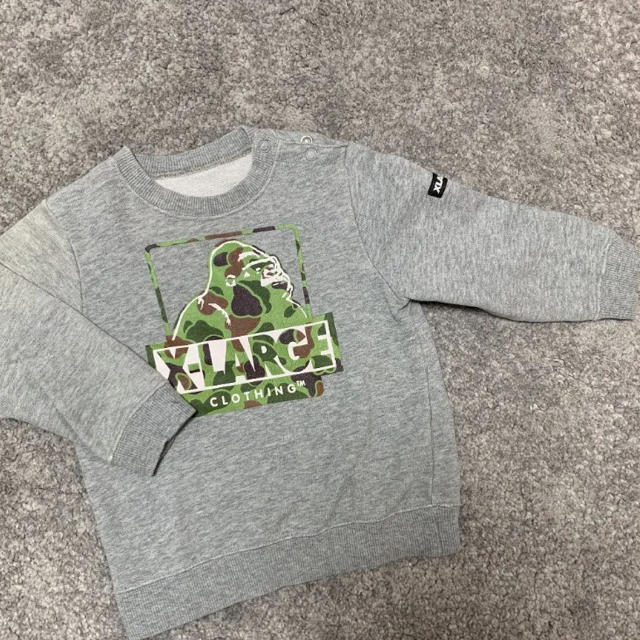 XLARGE(エクストララージ)のxlarge トレーナー 90 キッズ/ベビー/マタニティのキッズ服男の子用(90cm~)(Tシャツ/カットソー)の商品写真