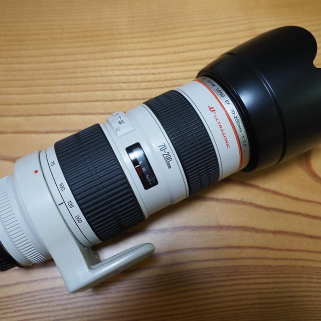 Canon(キヤノン)の新品購入美品キャノンEF70-200 F2.8 L USMズーム スマホ/家電/カメラのカメラ(レンズ(ズーム))の商品写真