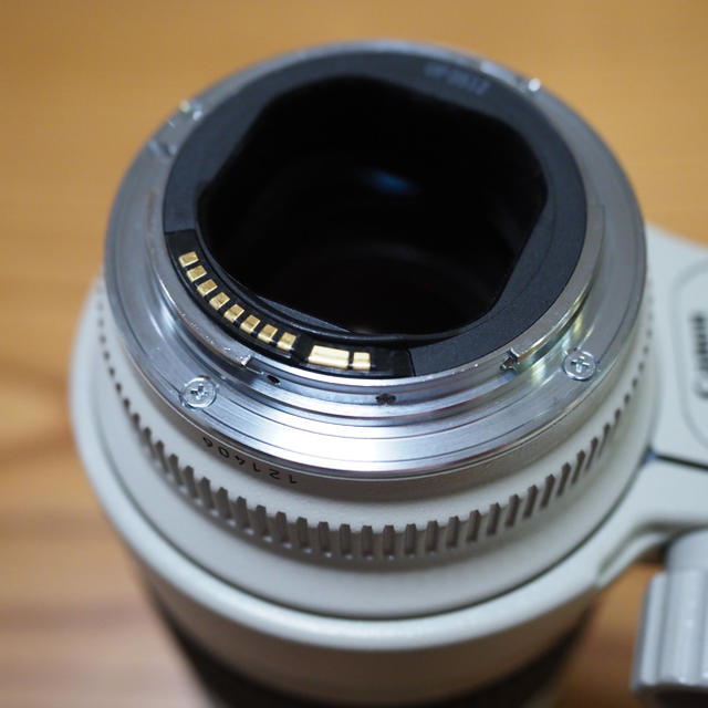 Canon(キヤノン)の新品購入美品キャノンEF70-200 F2.8 L USMズーム スマホ/家電/カメラのカメラ(レンズ(ズーム))の商品写真