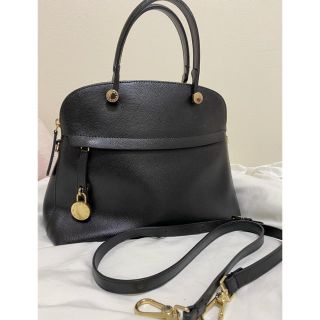 フルラ(Furla)のFURLAパイパー M(ハンドバッグ)