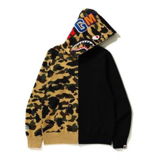 アベイシングエイプ(A BATHING APE)のBAPE 1ST CAMO HALF HALF FULLZIP HOODIE(パーカー)