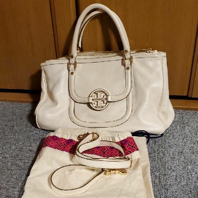 Tory Burch(トリーバーチ)のルイ様専用トリーバーチ　ショルダー&ハンドバッグ　保存袋付き レディースのバッグ(ショルダーバッグ)の商品写真