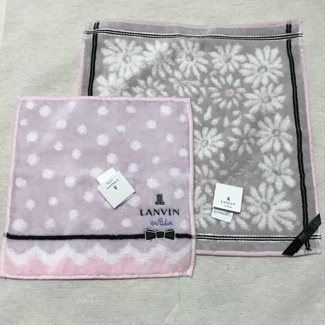 LANVIN en Bleu(ランバンオンブルー)の新品　ランバン　タオルハンカチ レディースのファッション小物(ハンカチ)の商品写真