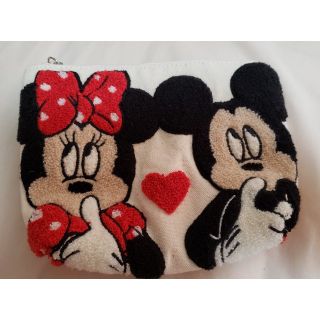 ディズニー(Disney)のディズニー　ミッキー　ミニー　サガラ刺繍　ポーチ　新品未使用(ポーチ)