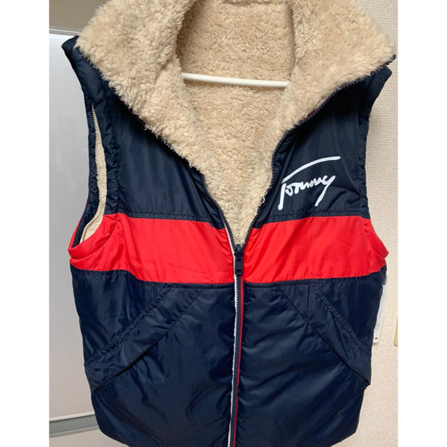 TOMMY HILFIGER(トミーヒルフィガー)のTommy リバーシブルジャケット メンズのジャケット/アウター(ナイロンジャケット)の商品写真