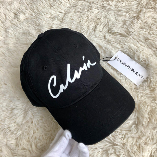 Calvin Klein(カルバンクライン)の新品 カルバンクライン CALVIN KLEIN 新作 ロゴキャップ レディースの帽子(キャップ)の商品写真