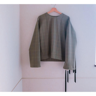 サンシー(SUNSEA)のsunsea  18aw プルオーバー　(ニット/セーター)