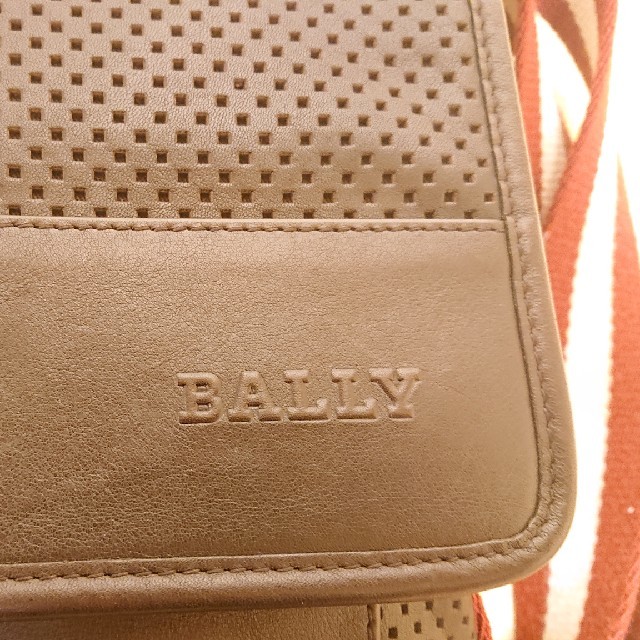 ほぼ新品未使用 Bally  ショルダーバッグ 1