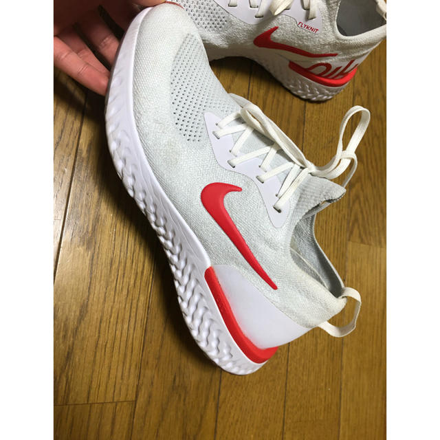 NIKE(ナイキ)の【早い者勝ち】 NIKE  Epic React ナイキ スニーカー メンズの靴/シューズ(スニーカー)の商品写真