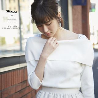 トッコ(tocco)のtocco closet ビジュー付きオフショルニット(ニット/セーター)