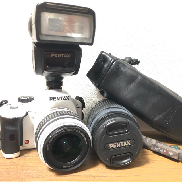 PENTAX k-x ズームレンズキット ストロボセット デジタル一眼レフ 販売する店舗 スマホ/家電/カメラ