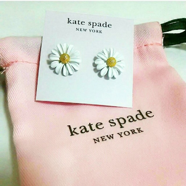 kate spade new york(ケイトスペードニューヨーク)の【新品】kate spade ケイトスペード ピアス Into the Bloo レディースのアクセサリー(ピアス)の商品写真