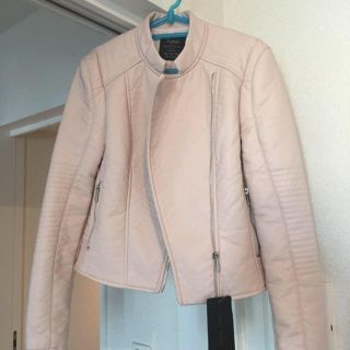 ザラ(ZARA)のZARA♡ピンク革ジャン(ライダースジャケット)