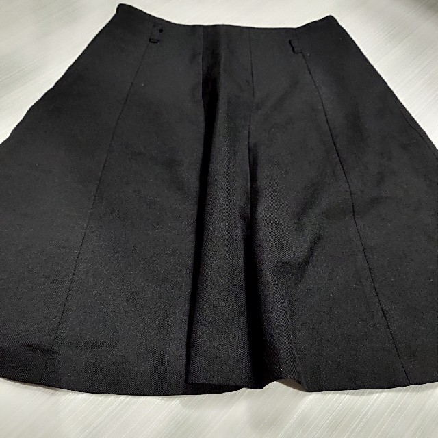 grove(グローブ)の黒　スカート レディースのスカート(ひざ丈スカート)の商品写真