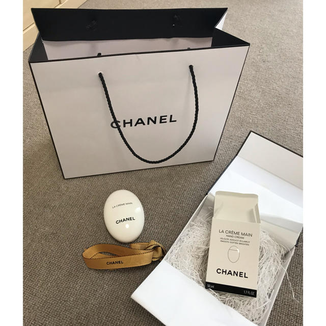 CHANEL(シャネル)のラ クレーム マン リッシュ コスメ/美容のボディケア(ハンドクリーム)の商品写真