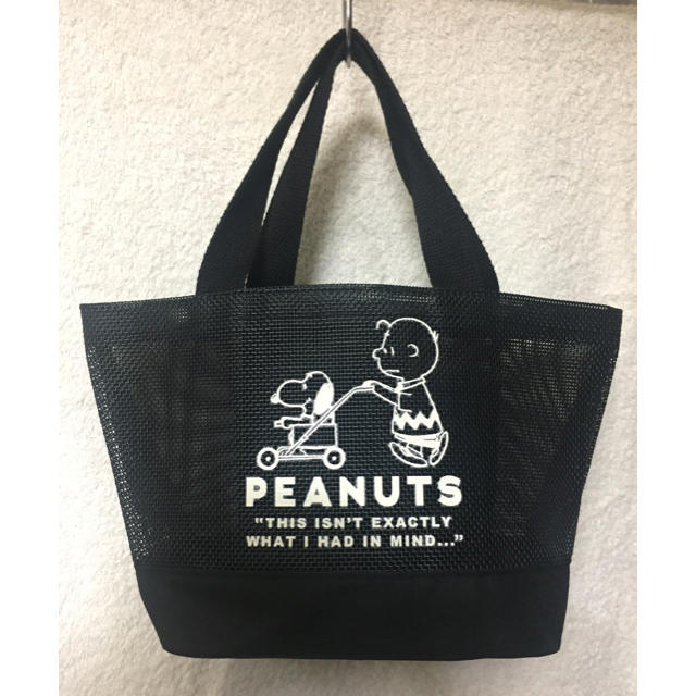 PEANUTS(ピーナッツ)のスヌーピー ランチトート黒 レディースのバッグ(トートバッグ)の商品写真