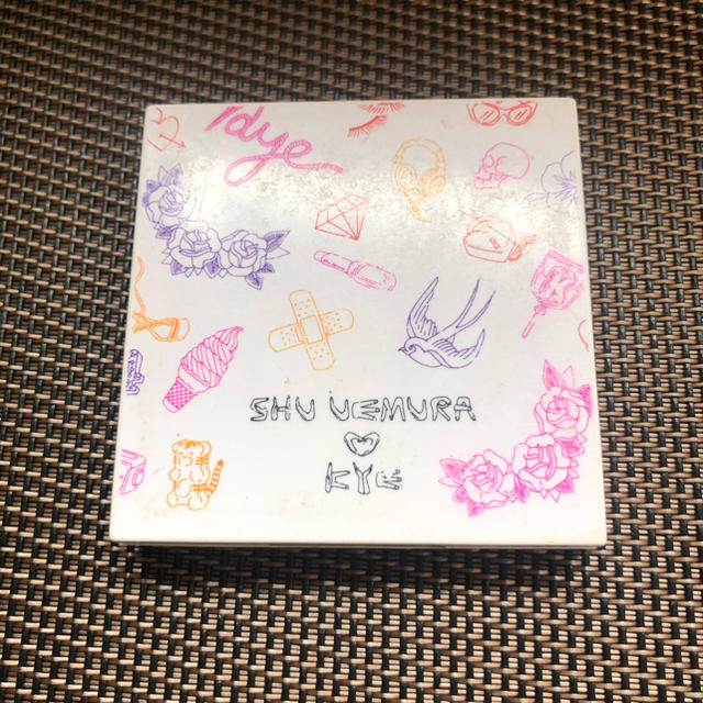 shu uemura(シュウウエムラ)のシュウウエムラ　ブローパレット　 コスメ/美容のベースメイク/化粧品(パウダーアイブロウ)の商品写真