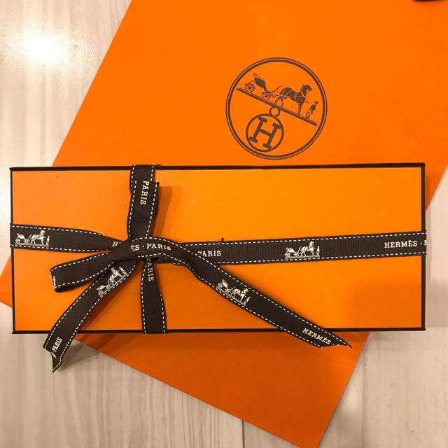 新品未使用❣️ エルメス HERMES 最新作 オレンジ ショッパー 新品未使用❣️ エルメス HERMES 最新作 オレンジ ショッパー