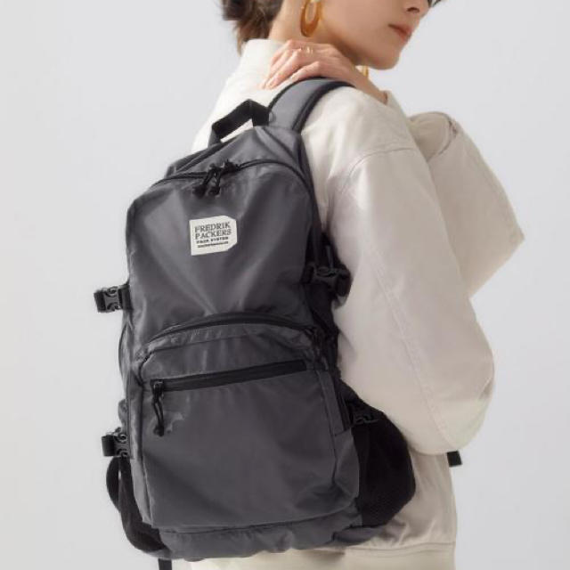 新品 fredrik packers グリーンレーベル リュック グレー-