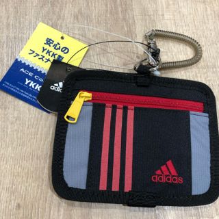 アディダス(adidas)の新品　タグ付き　アディダス　定期入れ　カードケース(名刺入れ/定期入れ)