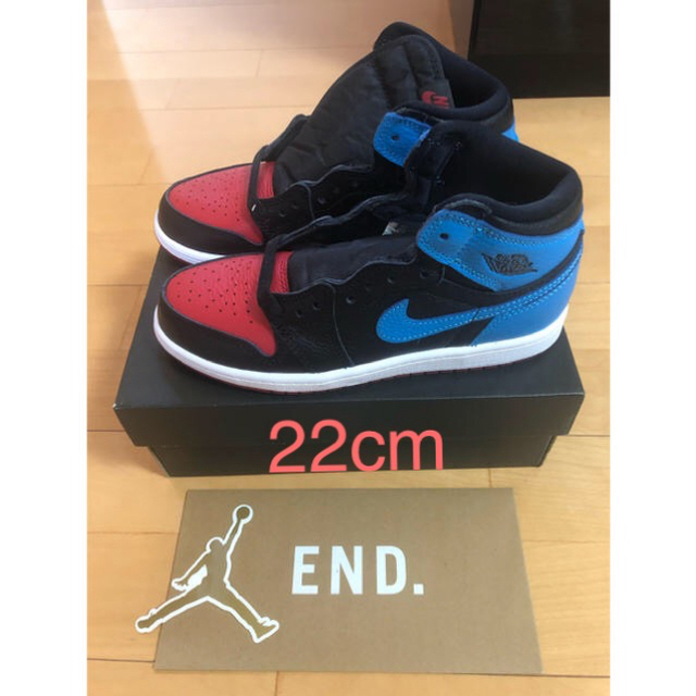 ナイキ　エアジョーダン1 AirJordan1UNCtoChicago 22cm