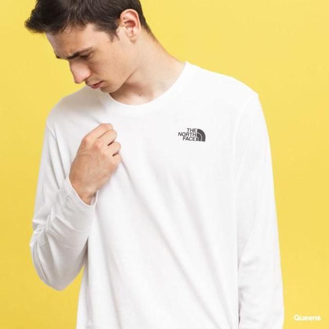 THE NORTH FACE(ザノースフェイス)のXXL 新品ノースフェイス 長袖 ロンT 白 ホワイト Tシャツ ロゴ メンズのトップス(Tシャツ/カットソー(七分/長袖))の商品写真