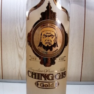 モンゴル最高級ウォッカ『CHINGGIS GOLD』(蒸留酒/スピリッツ)