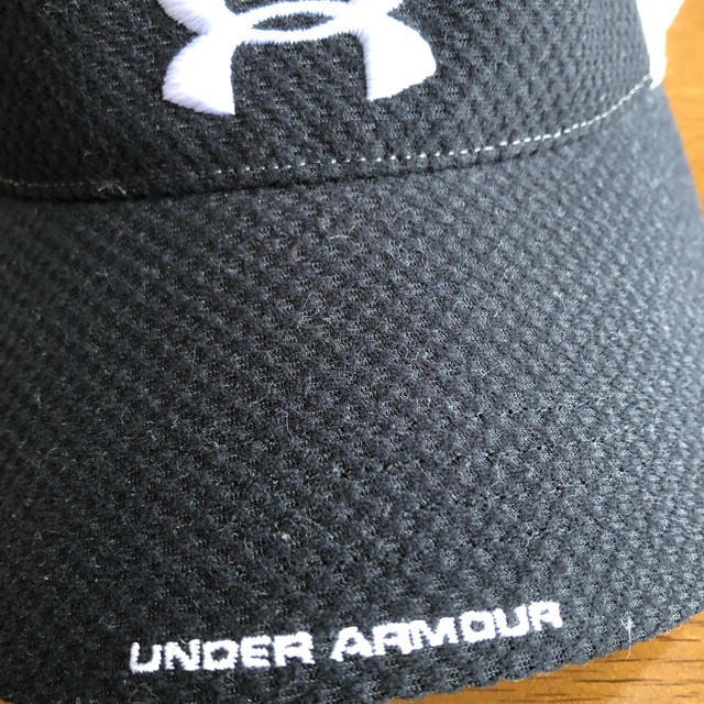 UNDER ARMOUR(アンダーアーマー)のアンダーアーマーサンバイザー　メンズ スポーツ/アウトドアのゴルフ(ウエア)の商品写真