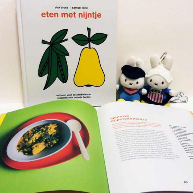 miffy(ミッフィー)の【ミッフィーのレシピ・料理本】eten met nijntje ブルーナオランダ エンタメ/ホビーの本(料理/グルメ)の商品写真