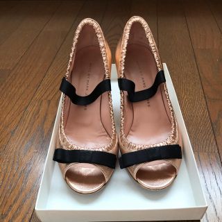 マークバイマークジェイコブス(MARC BY MARC JACOBS)のMARK BY MARK JACOBS メタリックパンプス(ハイヒール/パンプス)