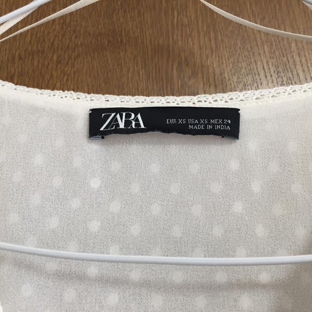 ZARA(ザラ)のZARA ブラウス レディースのトップス(シャツ/ブラウス(長袖/七分))の商品写真