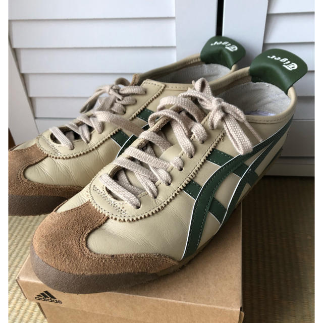 Onitsuka Tiger(オニツカタイガー)のOnitsukaTiger スニーカー 26cm メンズの靴/シューズ(スニーカー)の商品写真