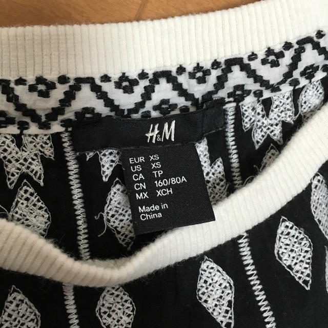 H&M(エイチアンドエム)の年末セール❤︎ レディースのトップス(Tシャツ(長袖/七分))の商品写真