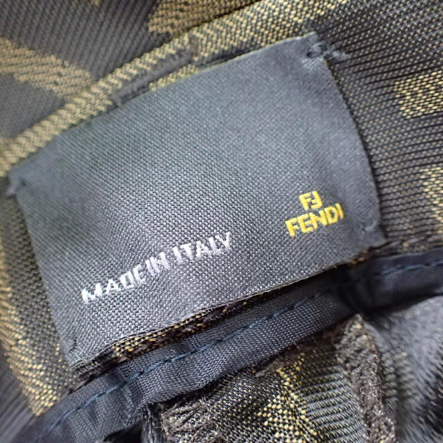 FENDI(フェンディ)のFENDI パンツ　ボトムス　ズッカ柄　ジャージ　FF柄 メンズのパンツ(スラックス)の商品写真