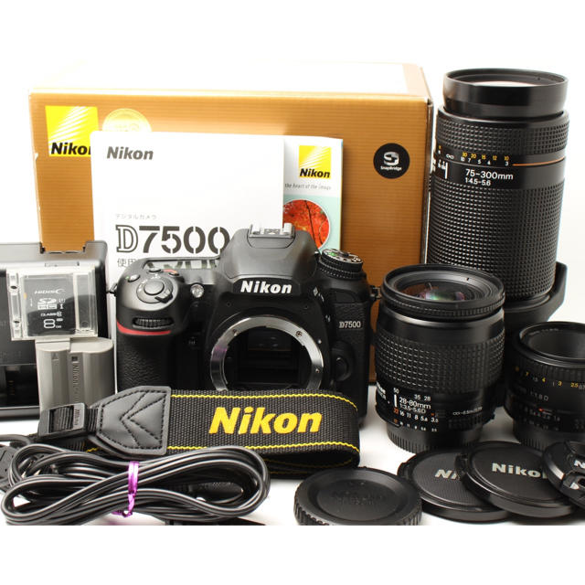 Nikon Nikon D7500 ✨ダブル+単焦点レンズの通販 by ★Camera☆'s shop｜ニコンならラクマ - ✨満点の撮影体験✨ニコン 人気定番