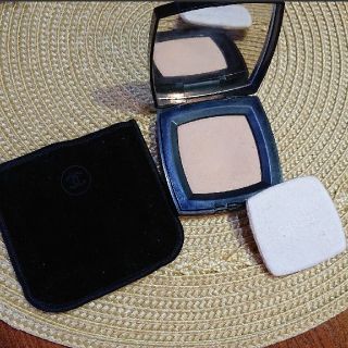 シャネル(CHANEL)のCHANEL シャネル  POUDRE UNIVERSELLE COMPACTE(フェイスパウダー)