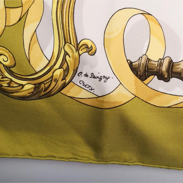 Hermes(エルメス)の【大幅値下げ】エルメス　カレ90　大判スカーフ レディースのファッション小物(バンダナ/スカーフ)の商品写真