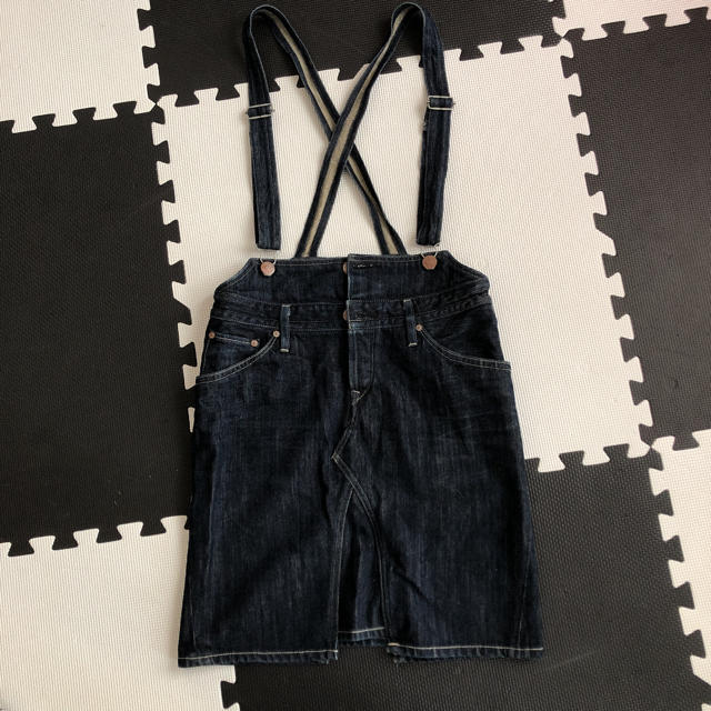 Levi's(リーバイス)のリーバイス　デニムスカート レディースのスカート(ひざ丈スカート)の商品写真