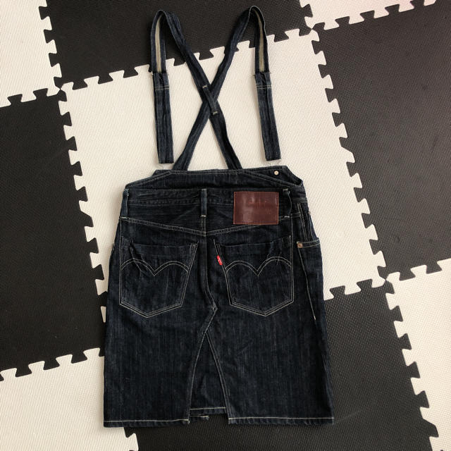 Levi's(リーバイス)のリーバイス　デニムスカート レディースのスカート(ひざ丈スカート)の商品写真