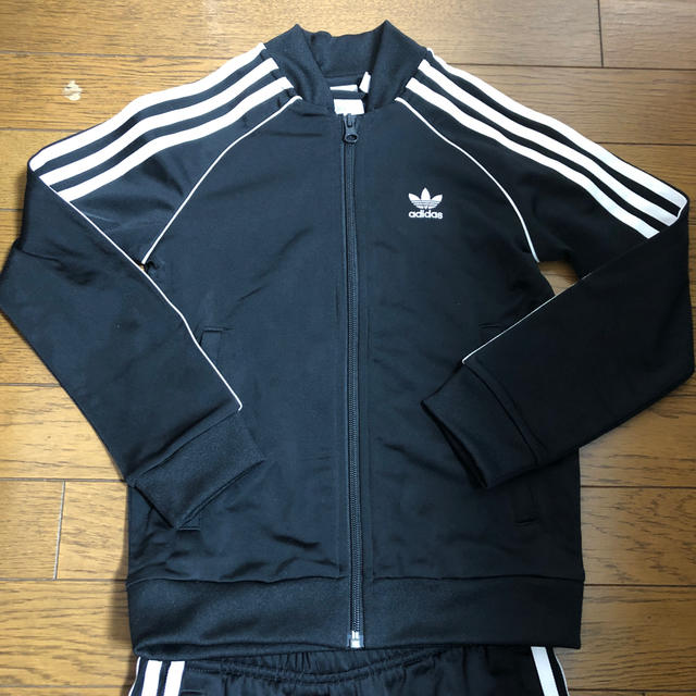 adidas(アディダス)のadidasセットアップ/キッズ キッズ/ベビー/マタニティのキッズ服女の子用(90cm~)(パンツ/スパッツ)の商品写真