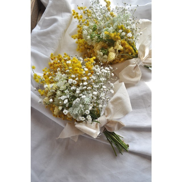 春のお花mimosa○ミモザスワッグ・ドライフラワースワッグ・swag・限定2つ ハンドメイドのフラワー/ガーデン(ドライフラワー)の商品写真
