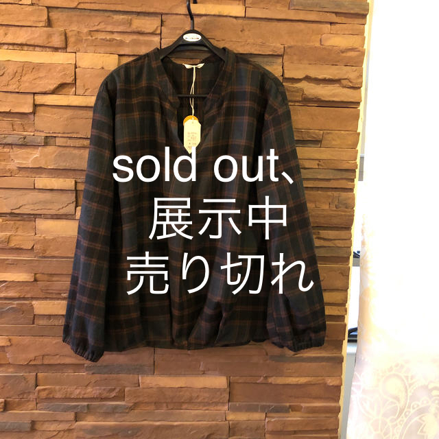 トップス　sold out。