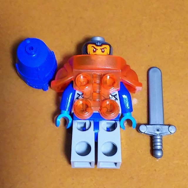 Lego(レゴ)のレゴ★ネックスナイツ 王の護衛 武器付き 新品 激レア キッズ/ベビー/マタニティのおもちゃ(知育玩具)の商品写真