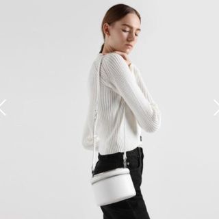 チャールズアンドキース(Charles and Keith)のミニショルダーバッグ ハンドバッグ 2way(ショルダーバッグ)