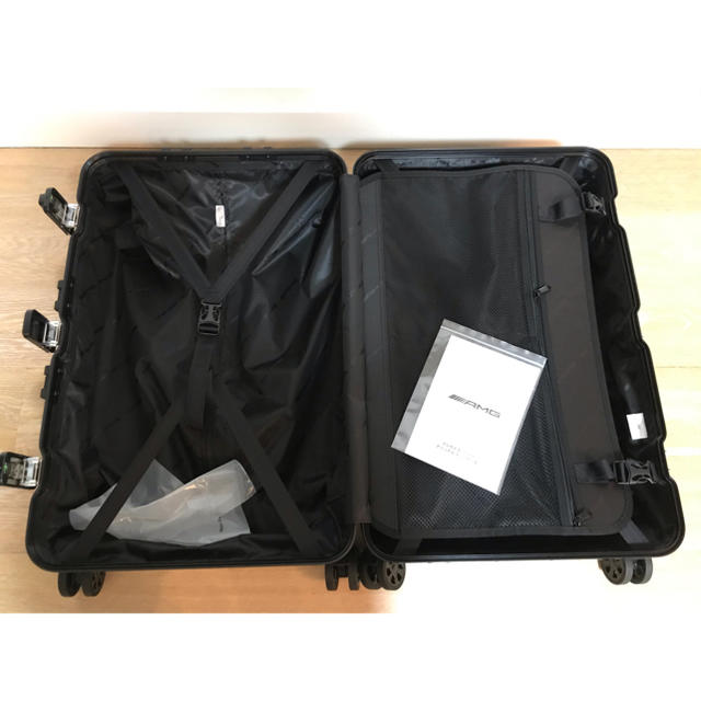 RIMOWA(リモワ)の非売品☆メルセデスベンツAMG キャリーケース☆スーツケース メンズのバッグ(トラベルバッグ/スーツケース)の商品写真