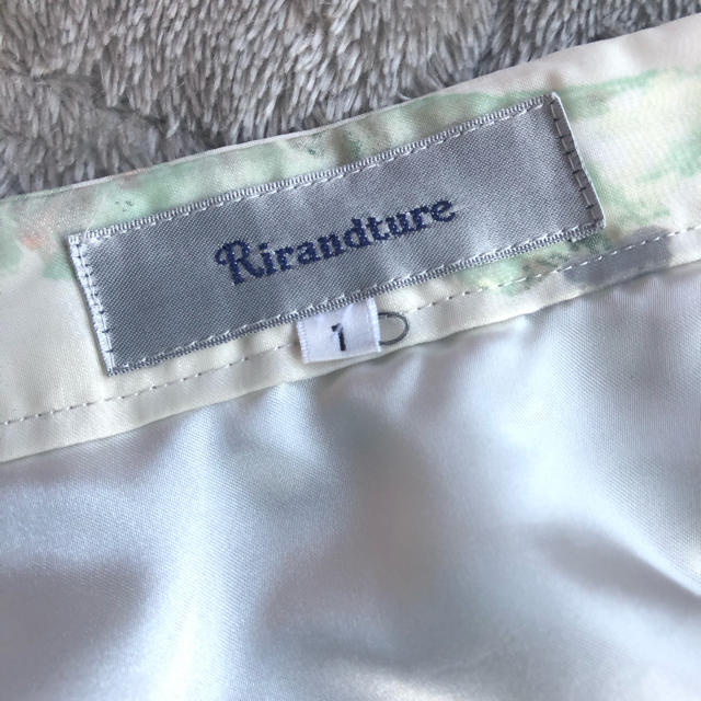Rirandture(リランドチュール)の未使用⭐︎Rirandture 花柄チュールスカート レディースのスカート(ミニスカート)の商品写真